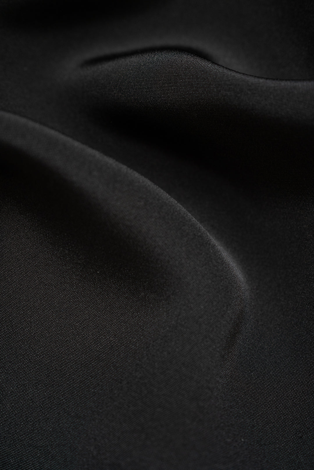 GARDENIA BLACK SILK BLOUSE WITH BOW DETAIL