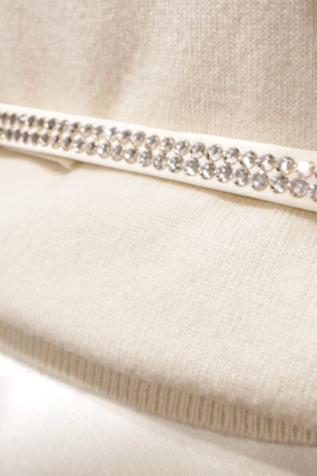 SKINNY CREAM CRYSTAL BELT