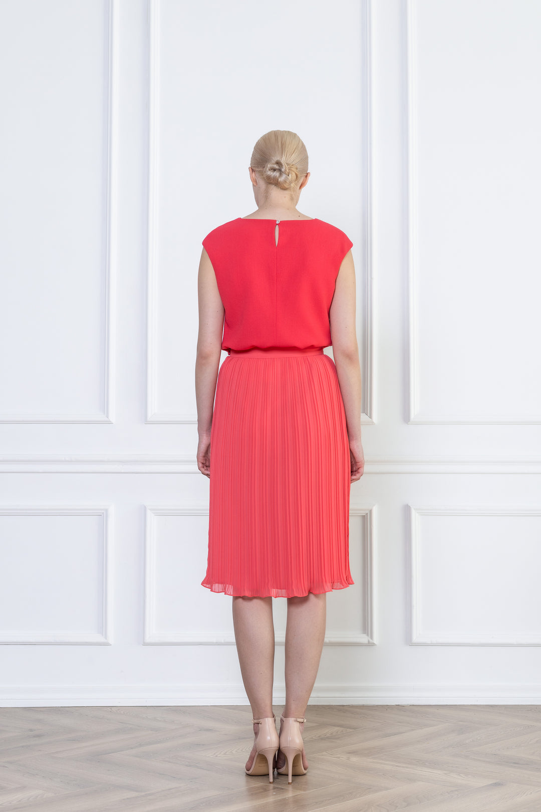 LANTANA CORAL PLISSÉ PENCIL SKIRT