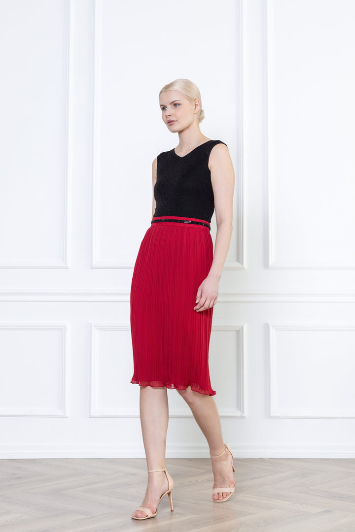 LANTANA DEEP RED PLISSÉ PENCIL SKIRT