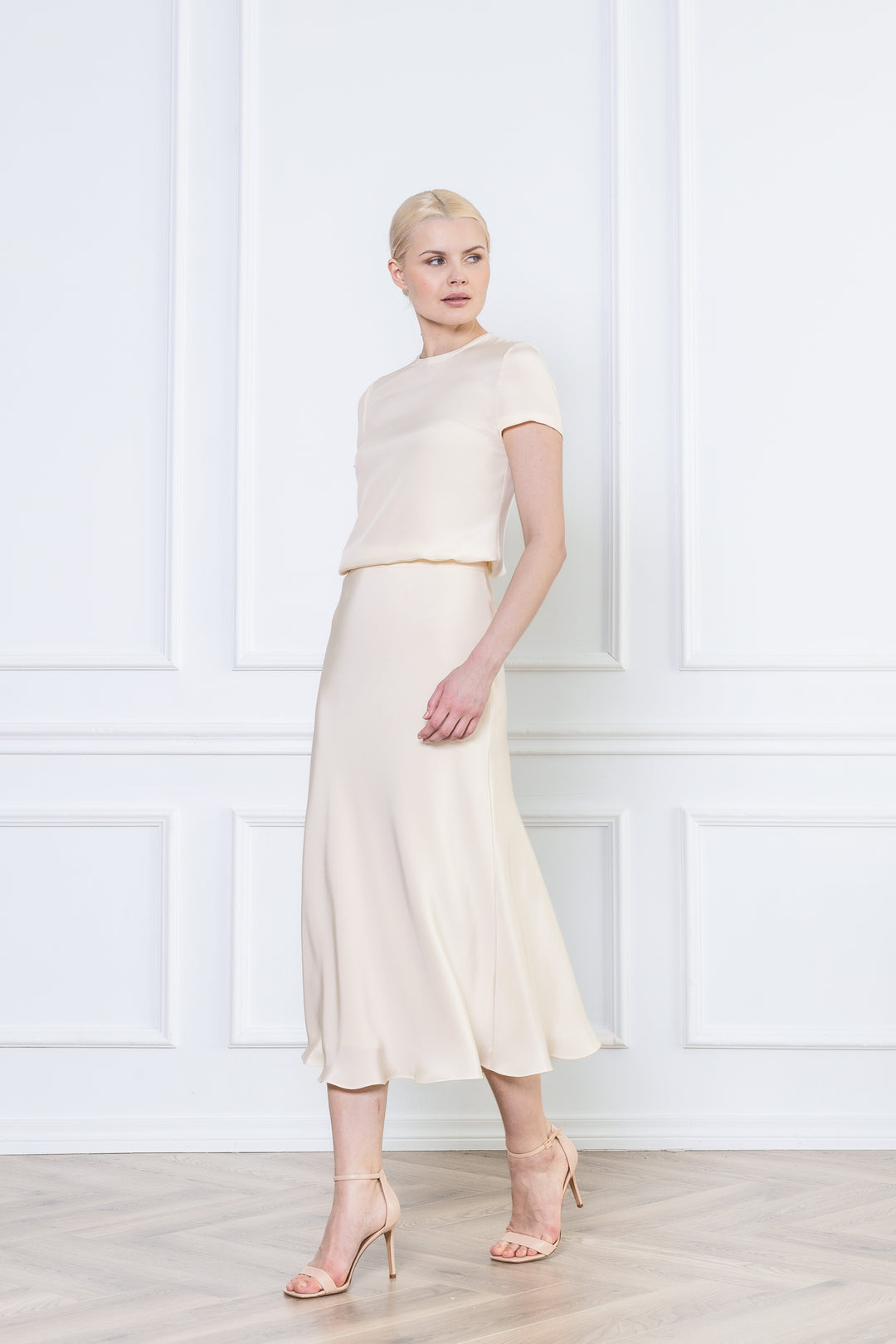 GLADIOLUS CREAM SILK SLIP SKIRT