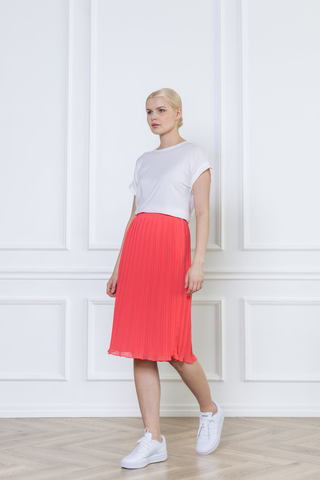 LANTANA CORAL PLISSÉ PENCIL SKIRT