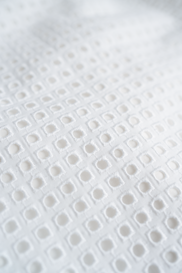 DADISCA WHITE SQUARE BRODERIE ANGLAISE COTTON-POPLIN KIMONO COVER-UP