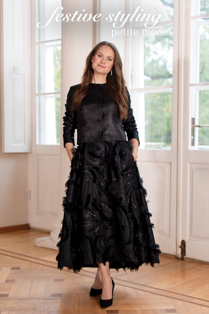 LESSERTIA BLACK SHIMMERING WOOL SILK BLEND JACKET