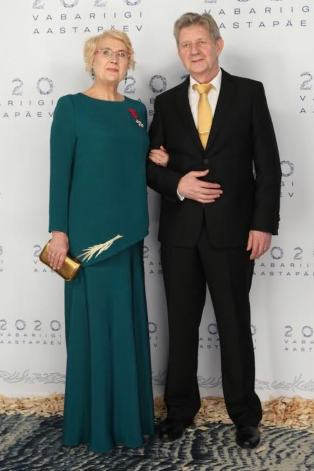 CUSTOM RECEPTION SEPARATES