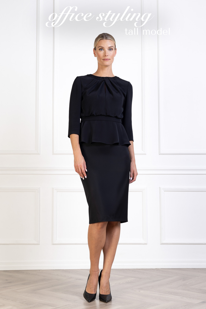 LAGETTA BLACK FINE WOOL PENCIL SKIRT