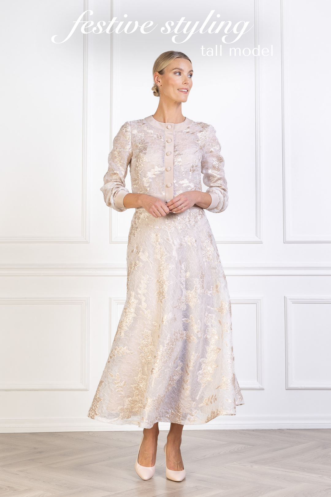 CAMELLIA OFF WHITE AND ROSE GOLD JACQUARD LIGHT JACKET
