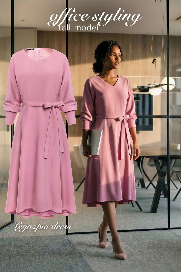 LEGAZPIA OLD PINK WOOL CREPE KIMONO SLEEVE DRESS