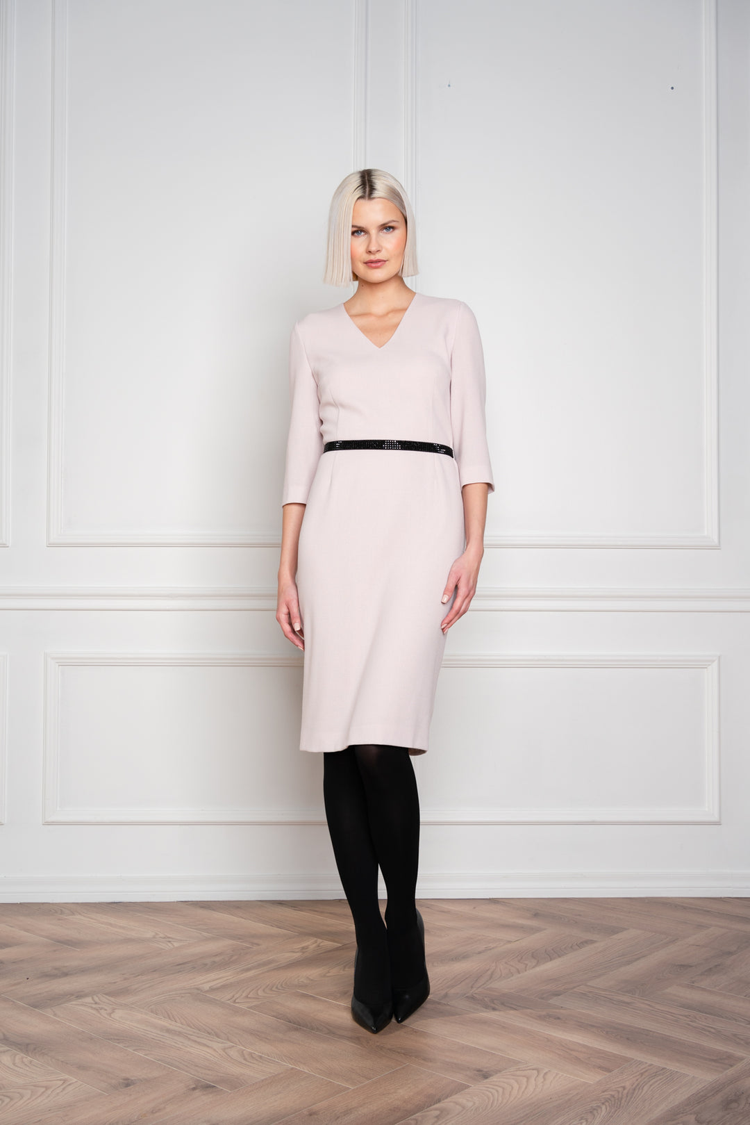 LICARIA DEEP V-NECK PALE PINK WOOL CREPE PENCIL DRESS