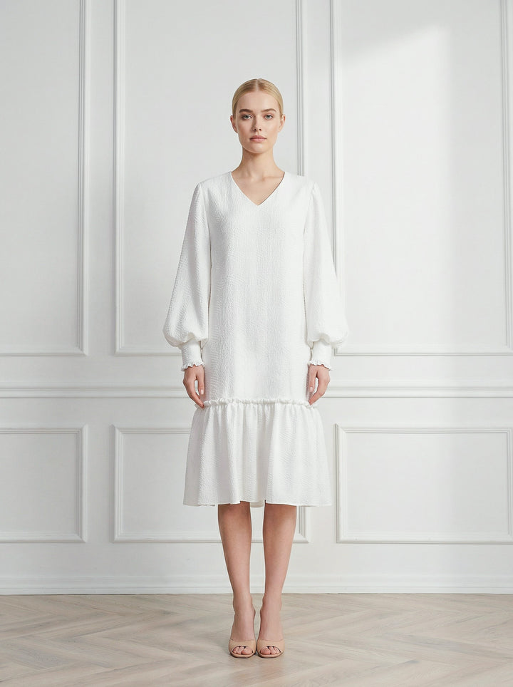 DAPHNE WHITE SILK JACQUARD DRESS WITH SLEEVES