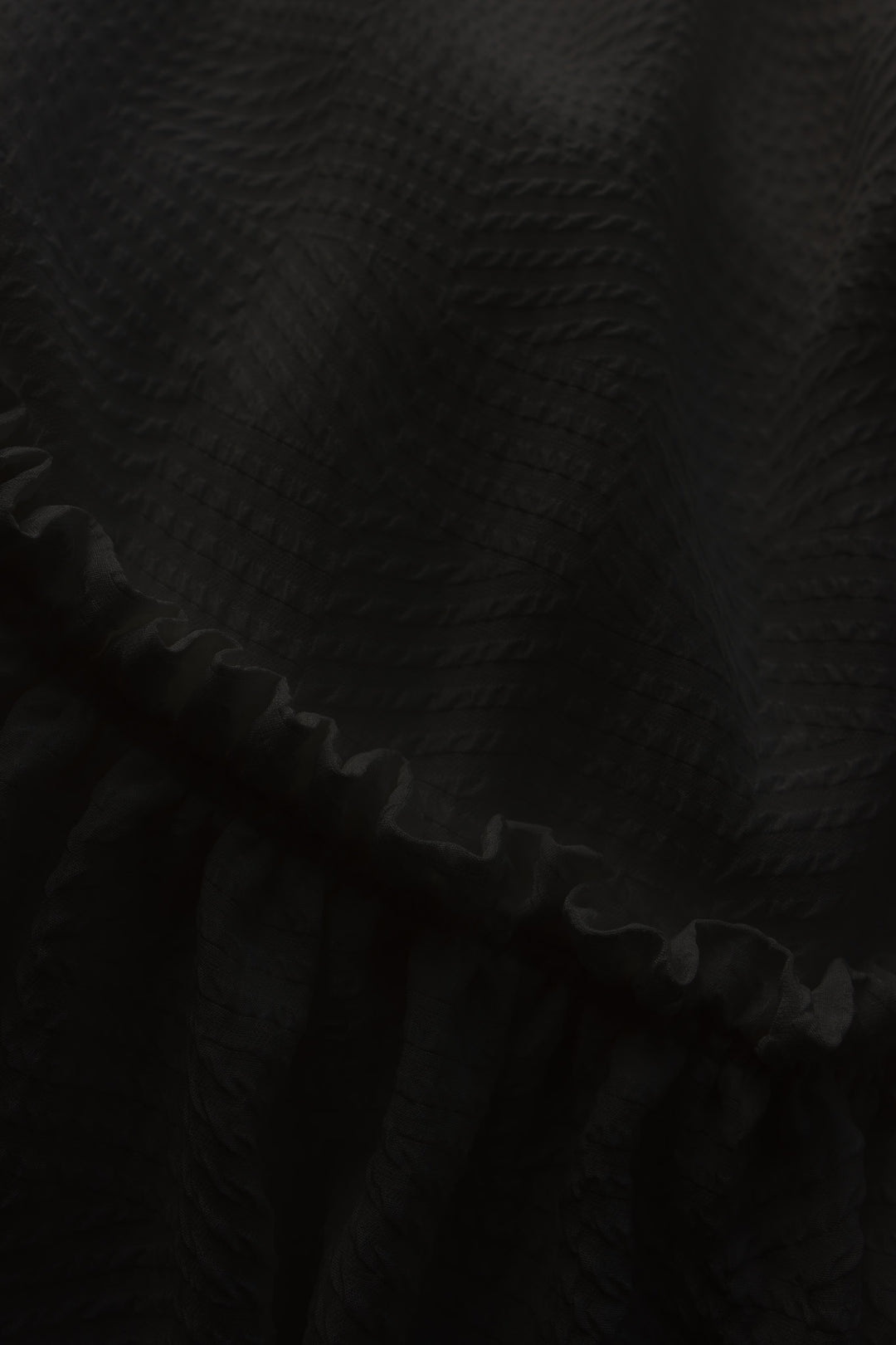 DAPHNE BLACK SILK JACQUARD DRESS WITH SLEEVES
