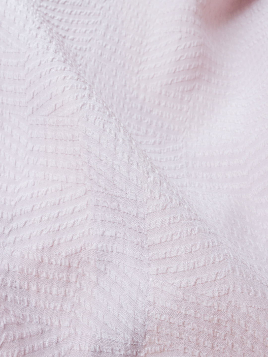 LEPIDIUM LAVENDER SILK JAQUARD V-NECK TOP
