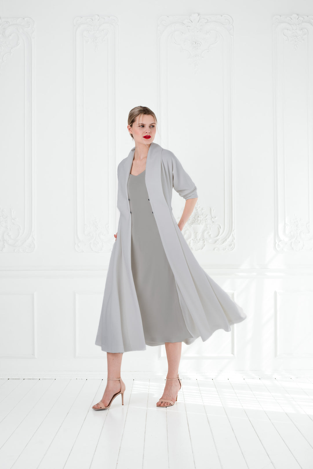LINARIA GRAY WOOL CREPE KIMONO CUT COAT DRESS