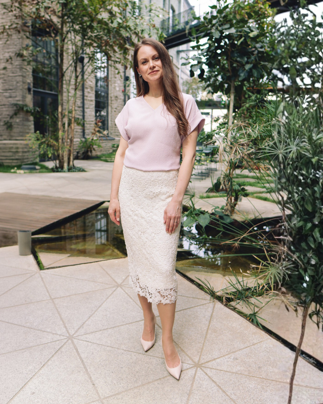 LEPIDIUM LAVENDER SILK JAQUARD V-NECK TOP