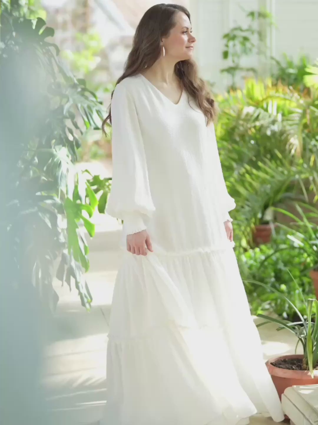 DAPHNE WHITE SILK JACQUARD MAXI DRESS WITH SLEEVES