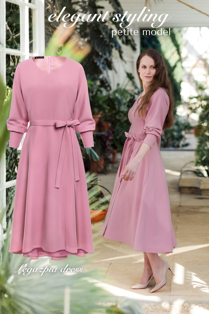 LEGAZPIA OLD PINK WOOL CREPE KIMONO SLEEVE DRESS