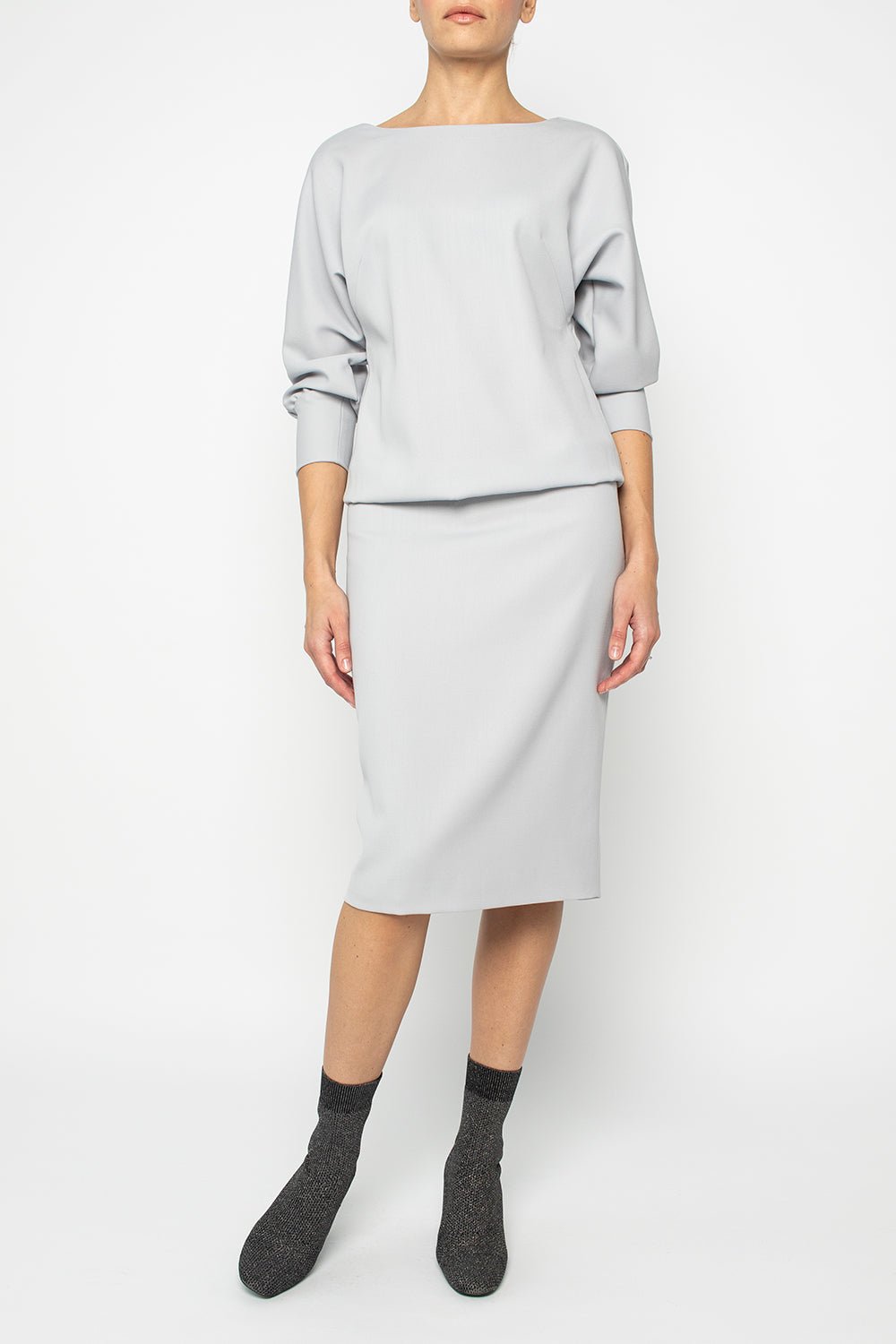 KAEMPFERIA ELEGANT WOOL CREPE LIGHT GRAY DRESS