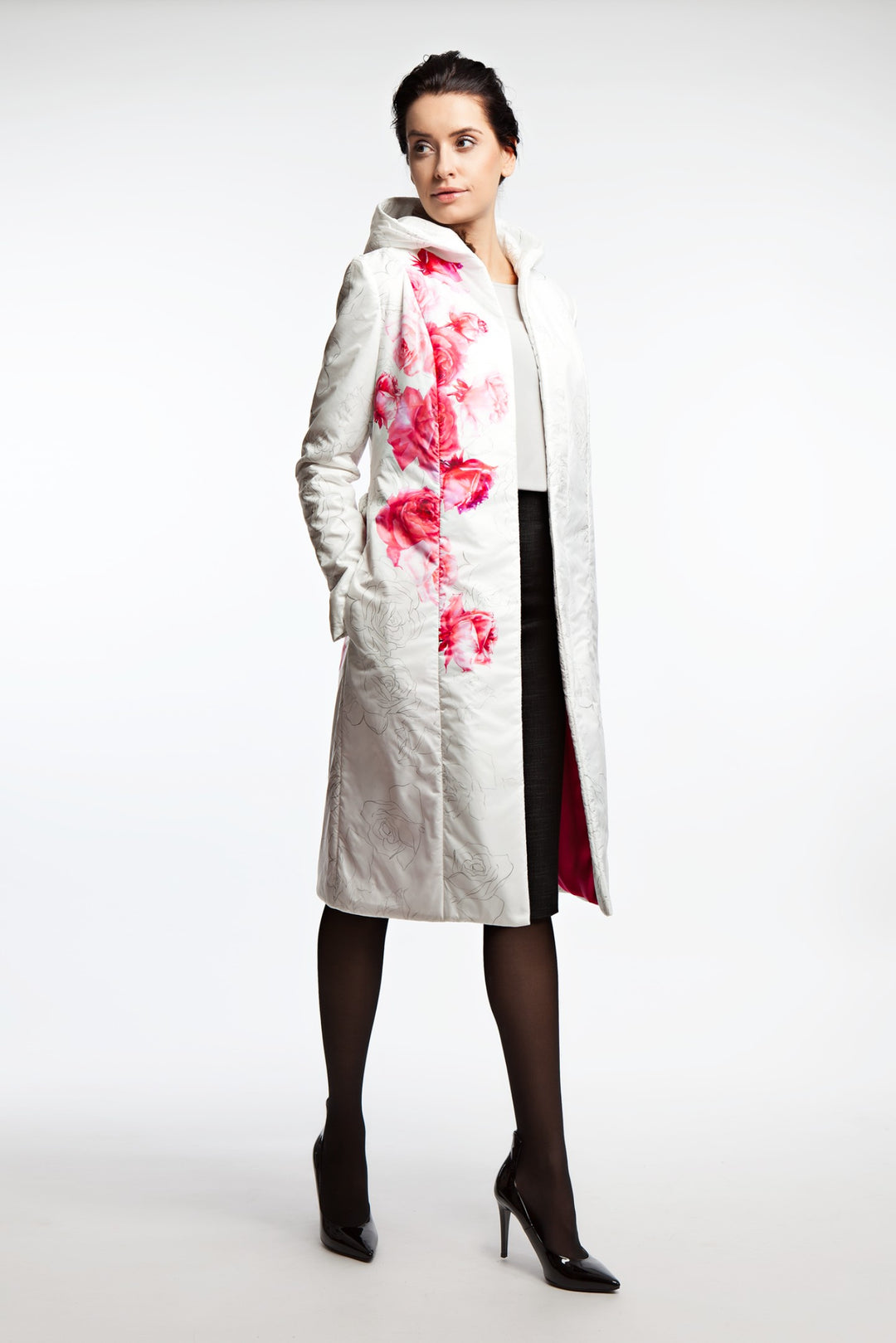 LAWSONIA WHITE FLORAL RAINCOAT