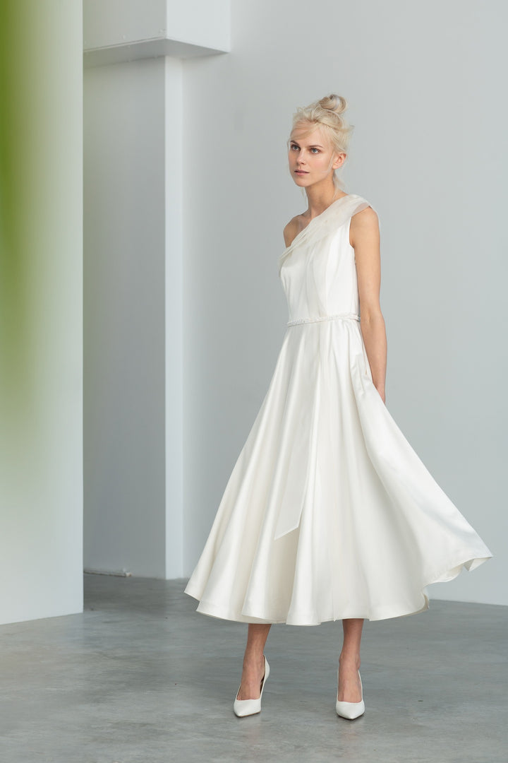 ADANDSONIA MIDI LENGHT ONE-SHOULDER WEDDING DRESS