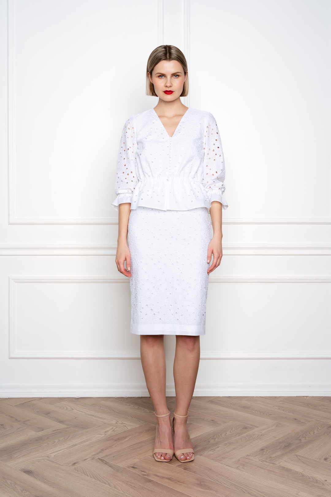 EPIGAEA WHITE FLORAL BRODERIE ANGLAISE COTTON-POPLIN PEPLUM BLOUSE