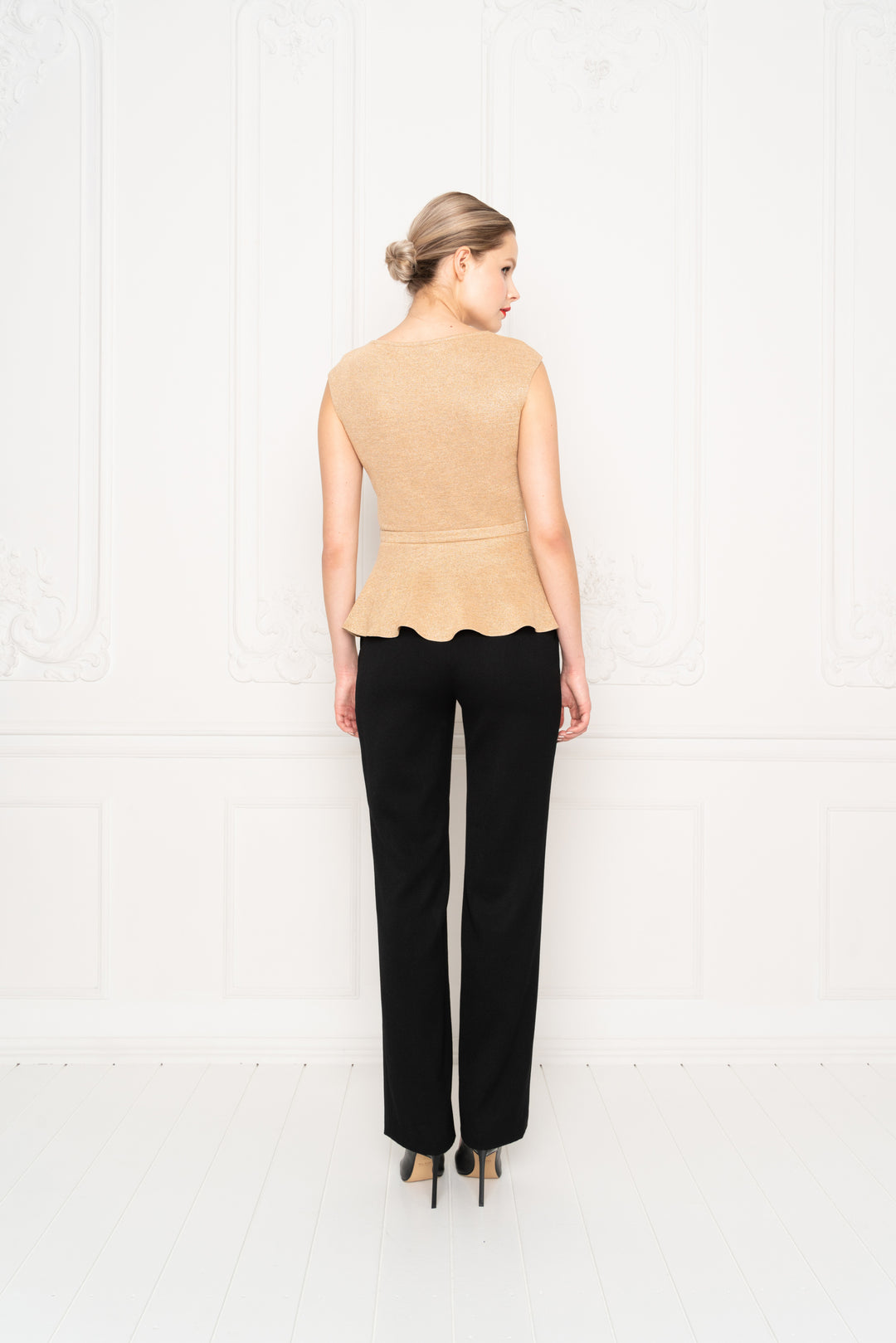 IRIS GOLDEN SLIGHTLY GLITTERING VISCOSE-BLEND PEPLUM TOP WITH A BELT