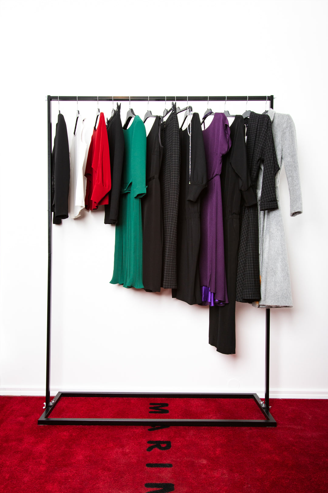 MADE-TO-MEASURE “EXCLUSIVE” CAPSULE WARDROBE SET