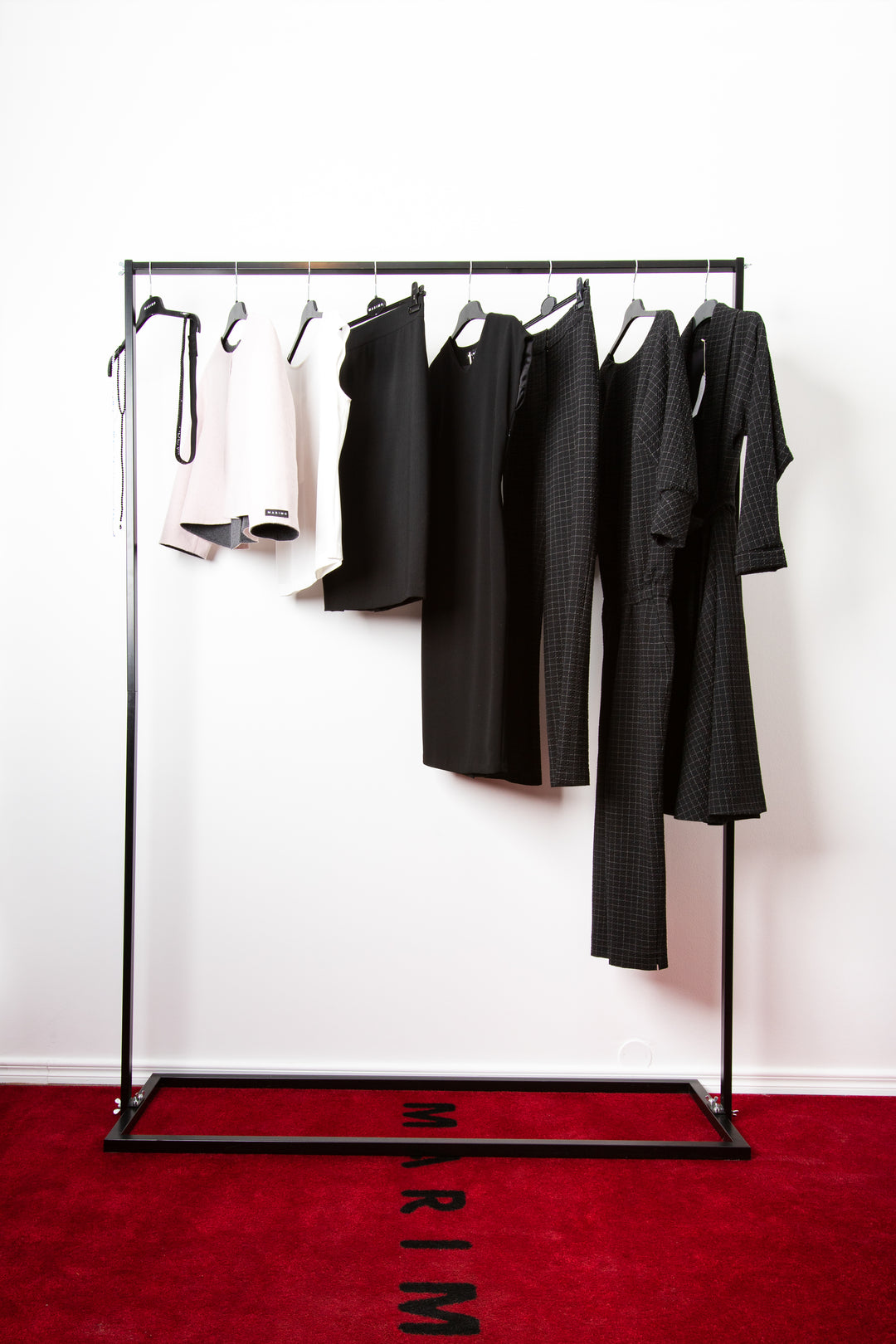 MADE-TO-MEASURE “CLASSIC” CAPSULE WARDROBE SET