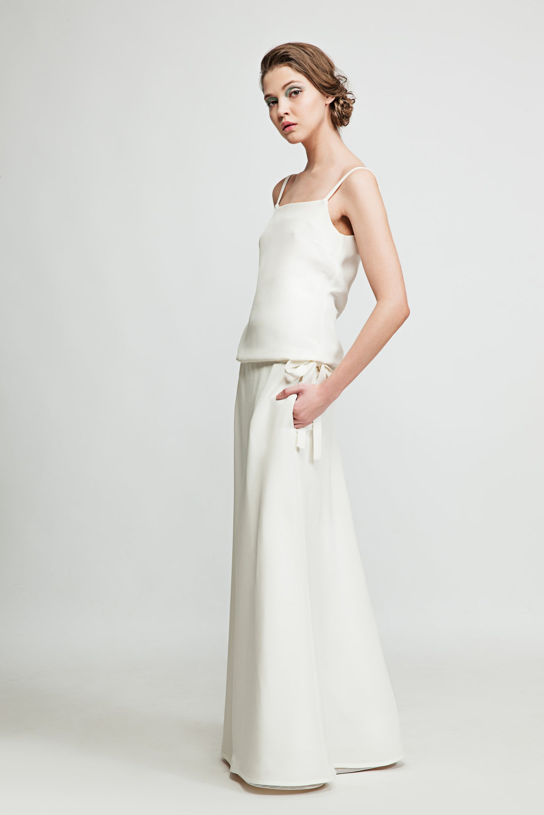 BARRINGTONIA NATURAL WHITE SILK GOWN