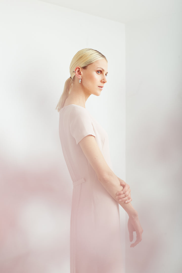 LUETKEA NUDE PINK DRESS WITH A PLEATED BACK DETAIL